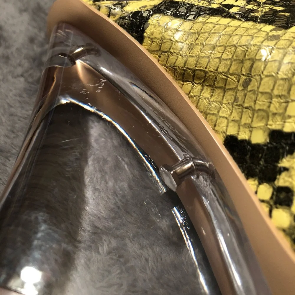 *Cape Robbin Boa Babe Lime Wedge Heels - Size 7.5 - Picture 8 of 8